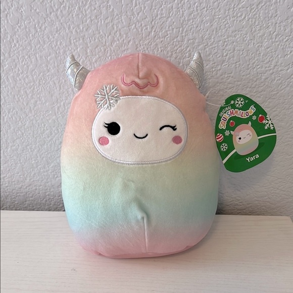 Squishmallow Yara Pastel Plush - Picture 1 of 2